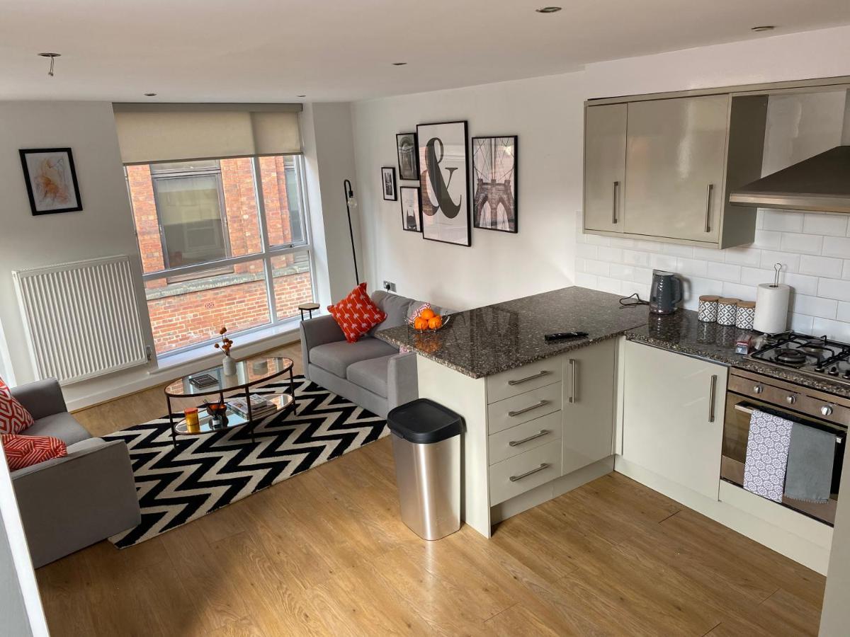 Townhouse With Private Roof Garden Sleeps 4