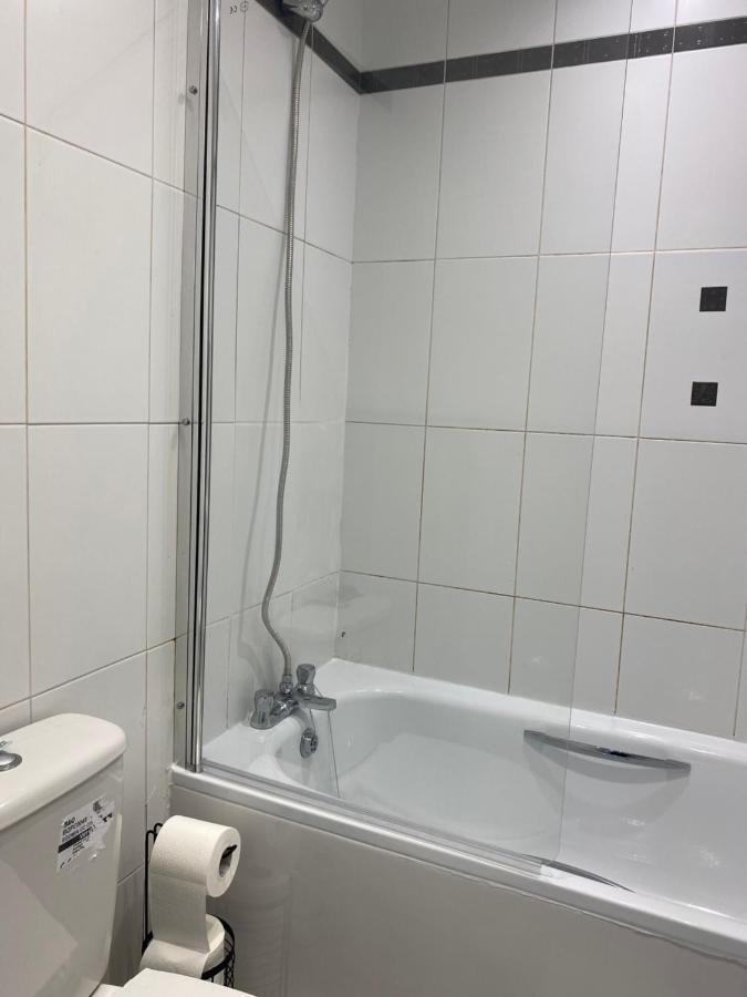 Townhouse With Private Roof Garden Sleeps 4 Apartment