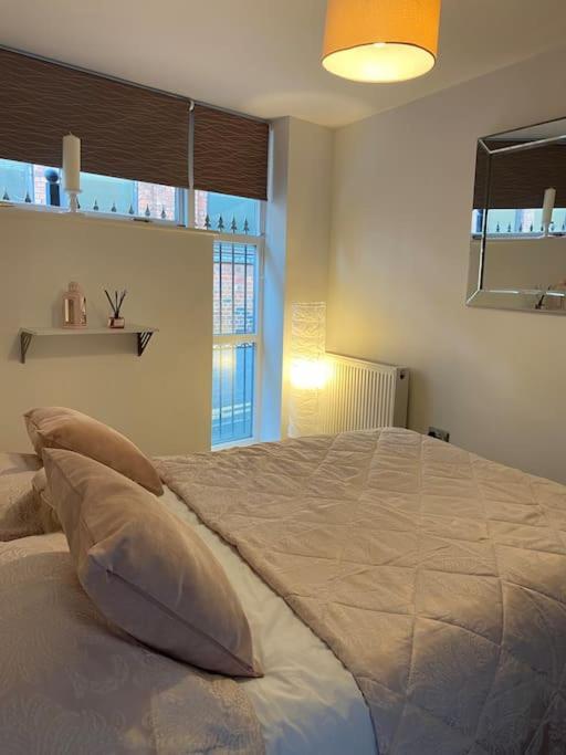 Townhouse With Private Roof Garden Sleeps 4