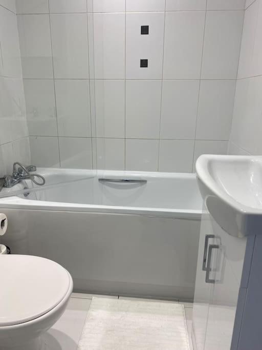 Apartment Townhouse With Private Roof Garden Sleeps 4 *