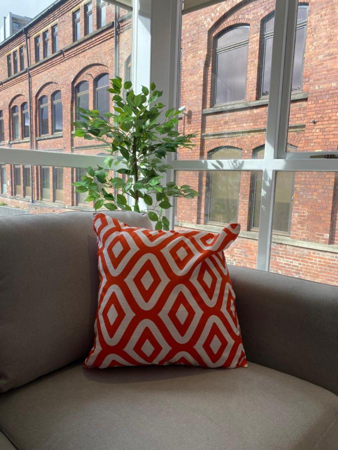 Townhouse With Private Roof Garden Sleeps 4 Apartment *